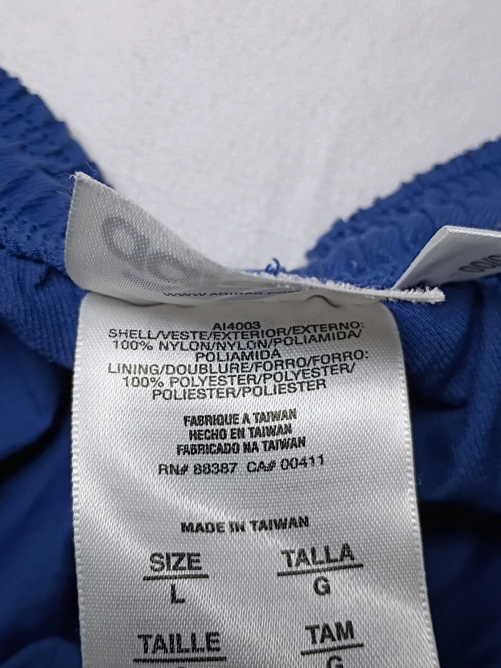 Vintage 2000 Adidas Mens Nylon 3 Stripe Athletic Cargo Shorts Large Royal Blue